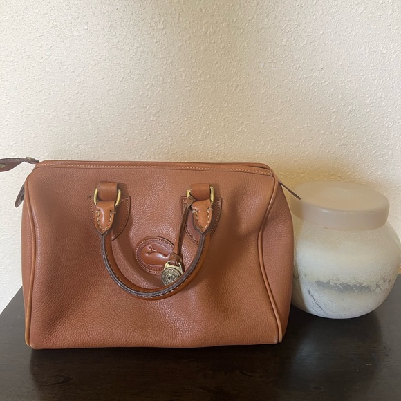 Dooney Bourke Vintage Doctor Bag - Picture 1 of 11